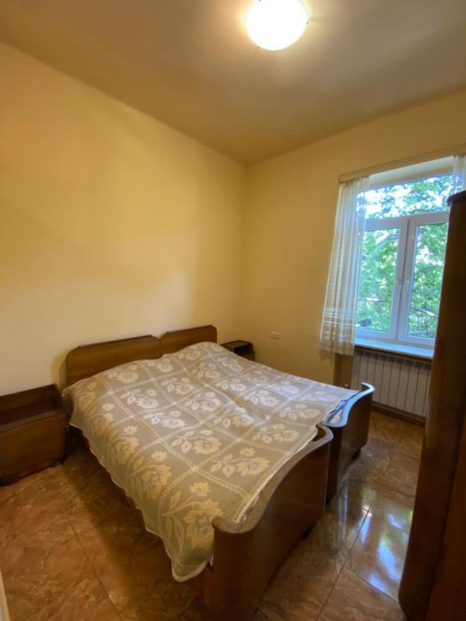 Agora Arcs Apartment Yerevan Bagian luar foto