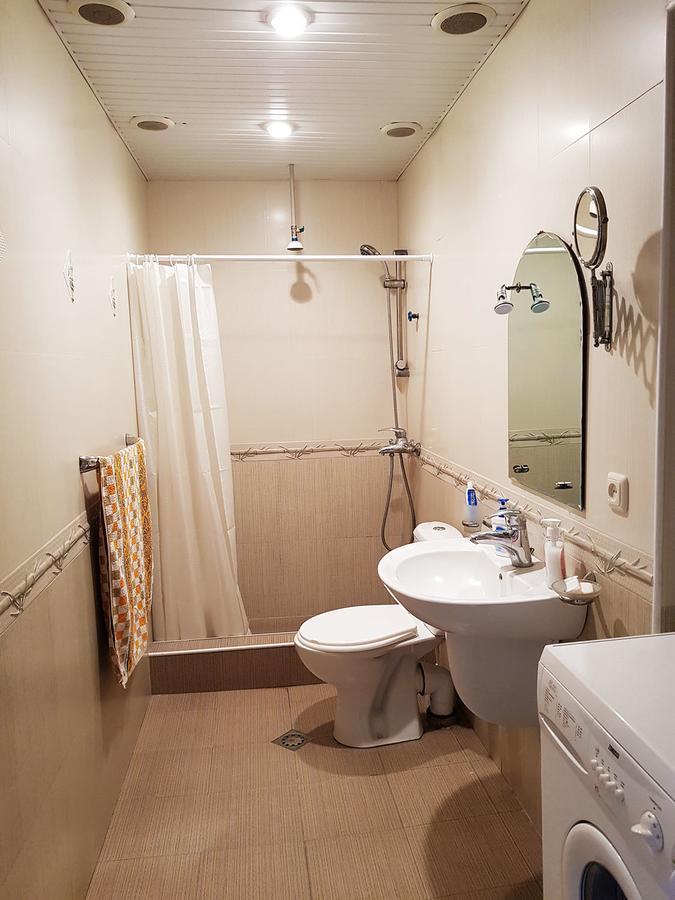 Agora Arcs Apartment Yerevan Bagian luar foto