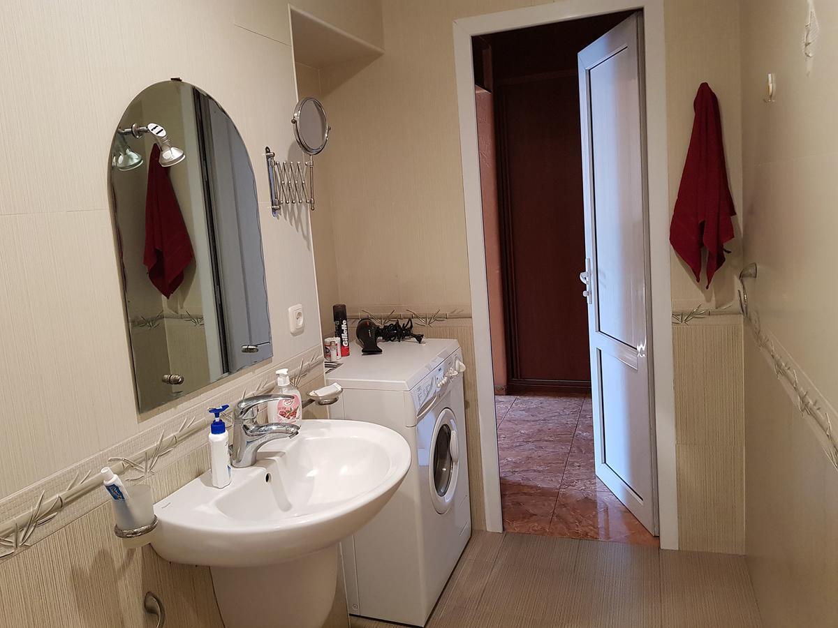 Agora Arcs Apartment Yerevan Bagian luar foto